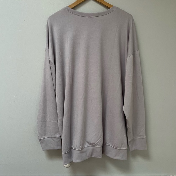 🆕NWT🔖Torrid Grey Lightweight French Terry Eyelet Detail Top - 3X - Picture 7 of 8